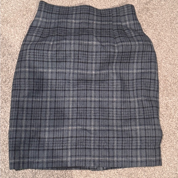 Jones New York Dresses & Skirts - Jones New York Chic Plaid Skirt